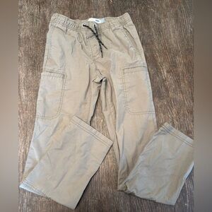 Old Navy boys Khaki Cargo Pants (size large/10/12)
